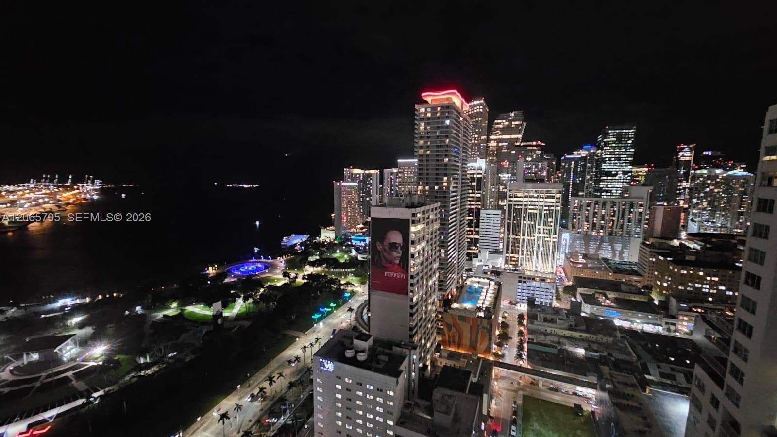 244 Biscayne Blvd # 3707, Miami FL 33132 photo 4