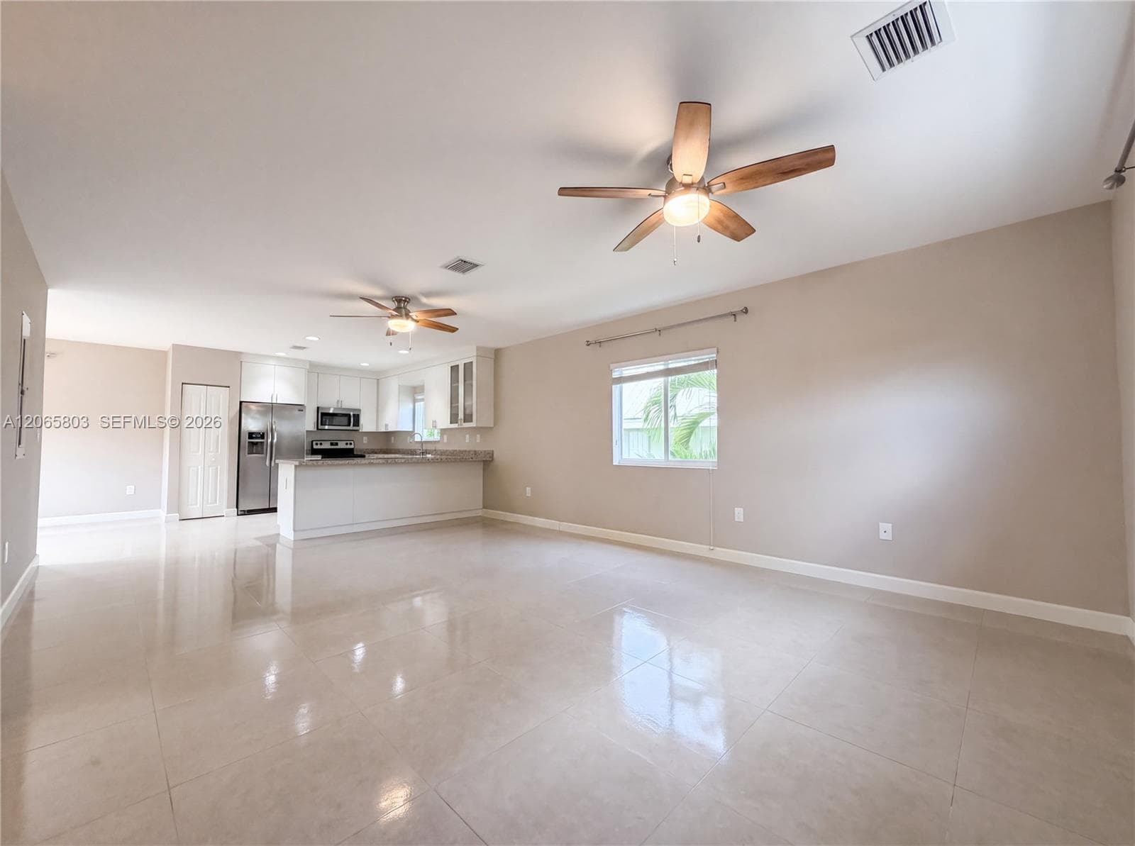 17 Lakeview Dr, Key Largo FL 33037 photo 3