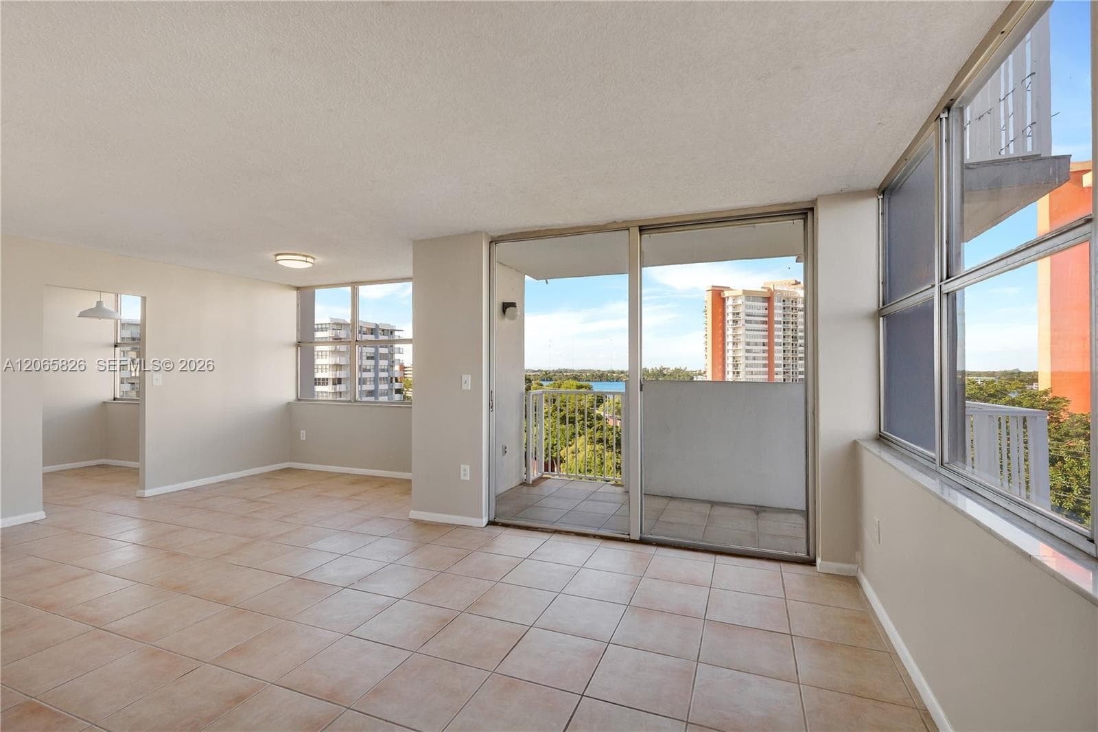 1300 NE Miami Gardens Dr # 714E, Miami FL 33179 photo 5