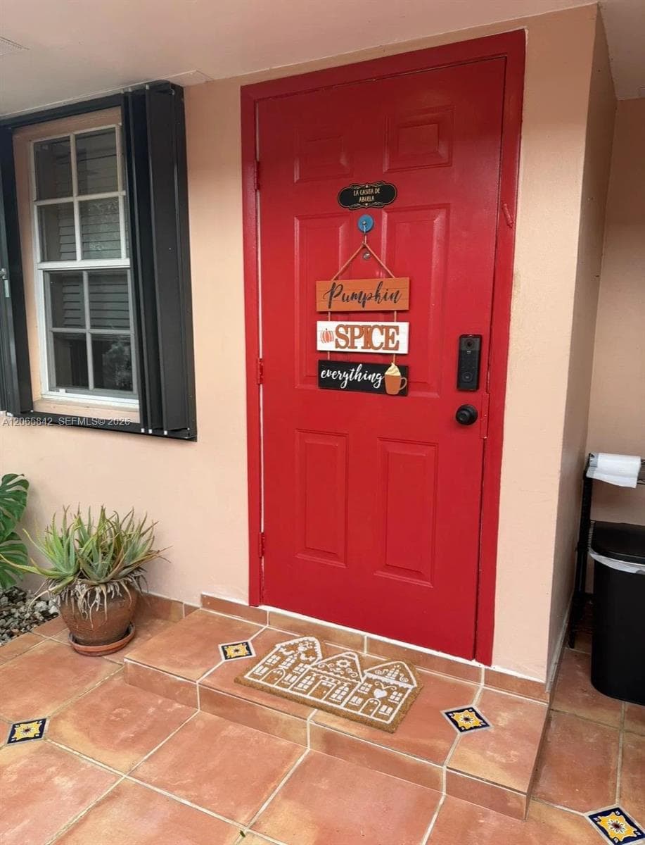 9990 Marlin Rd # 1, Cutler Bay FL 33157