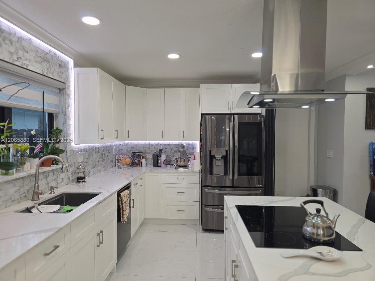 15101 SW 180th Ter, Miami FL 33187 photo 5
