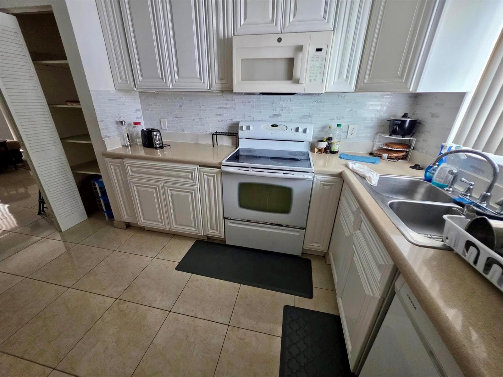 2245 FILLMORE Street # 7, Hollywood FL 33020