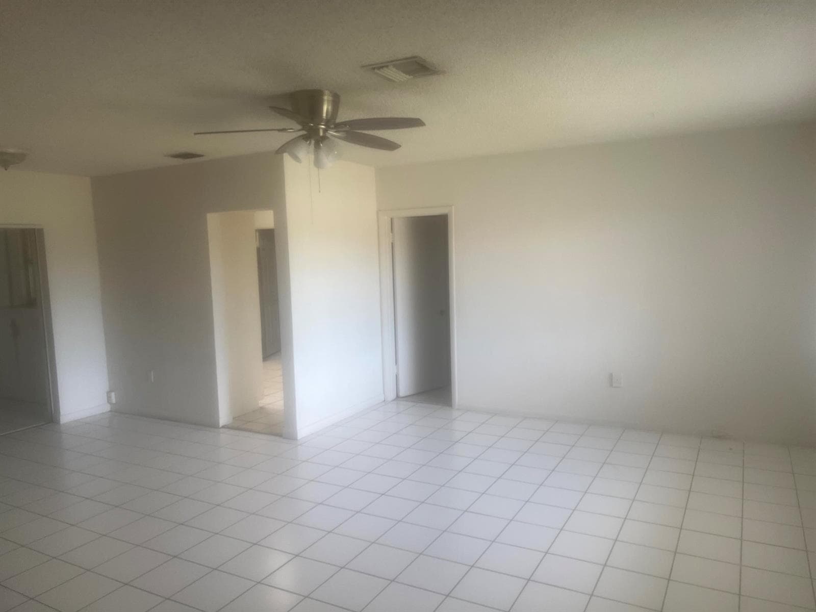 211 N 66TH Avenue, Hollywood FL 33024 photo 2