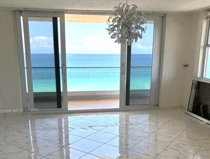 1920 S Ocean Drive # 16B, FL 33009