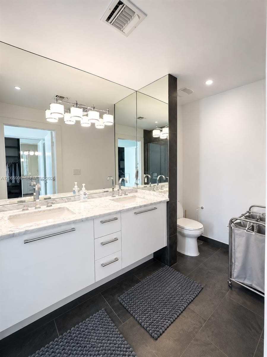 900 Biscayne Blvd # 4410, Miami FL 33132 photo 5