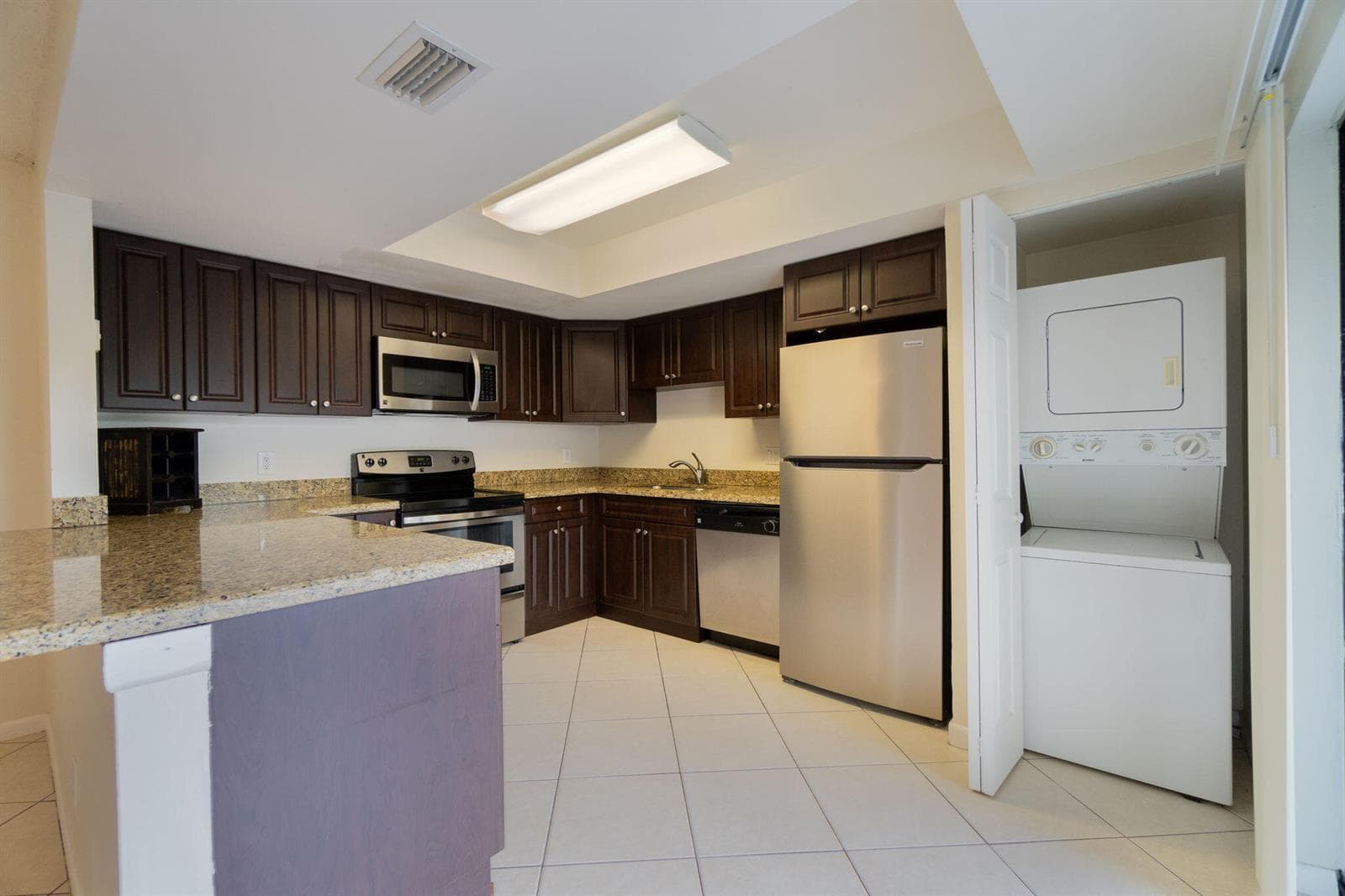 1530 Shaker Circle, Wellington FL 33414 photo 3