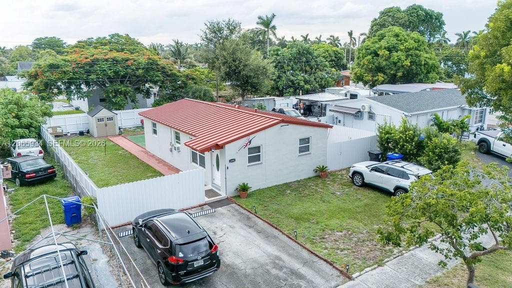 1600 N 68th Ave, Hollywood FL 33024 photo 4