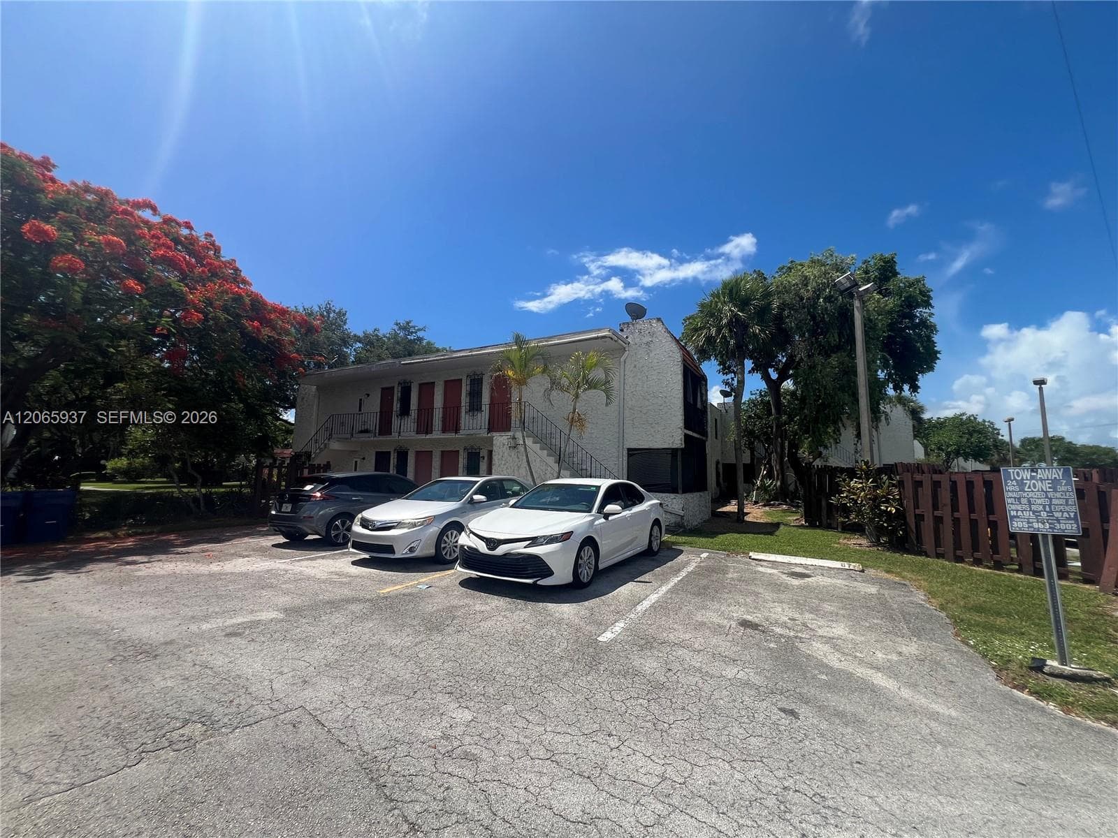 8701 SW 141st St # H3, Palmetto Bay FL 33176 photo 2
