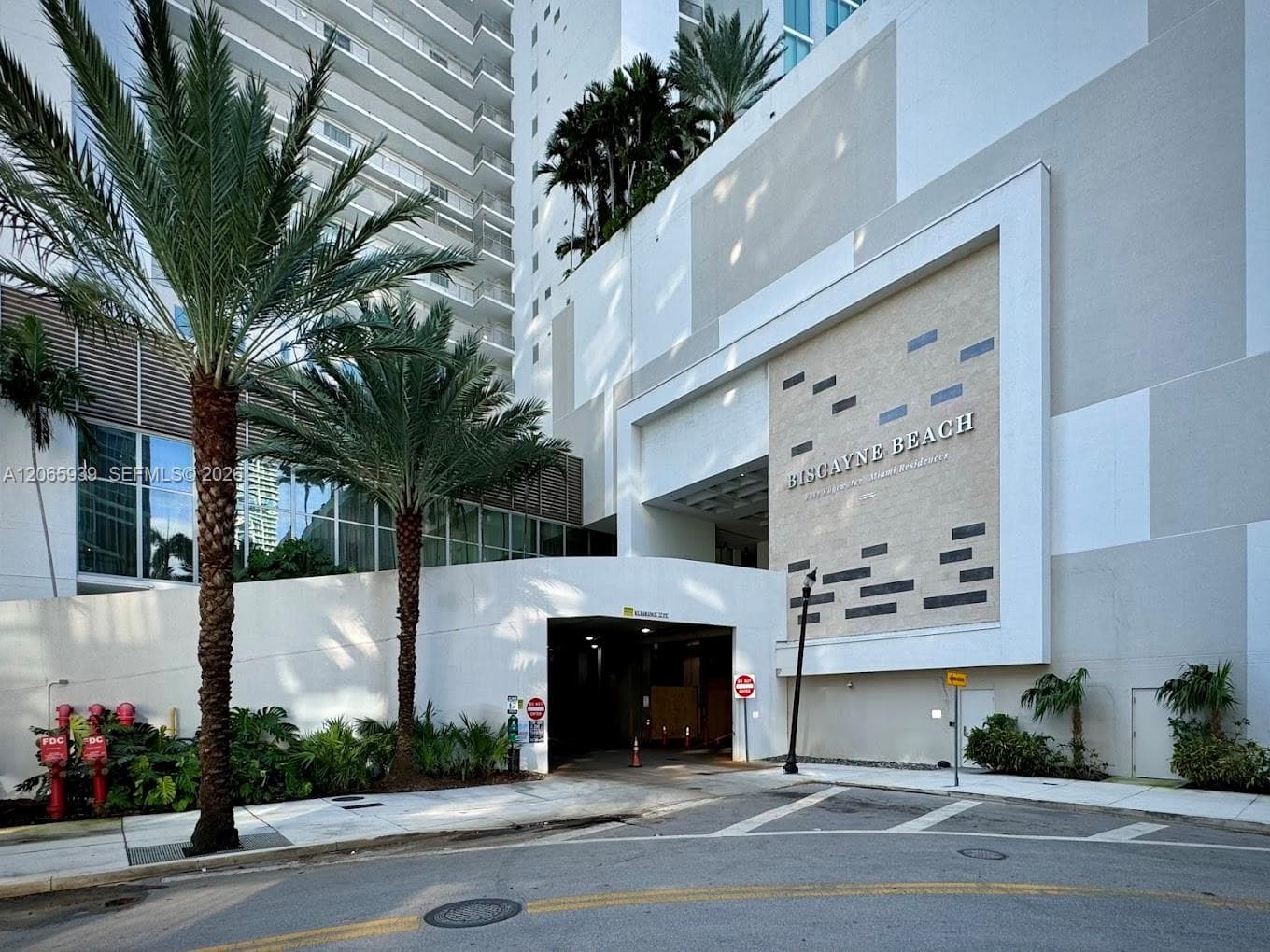 2900 NE 7th Ave # 1606, Miami, FL 33137 photo 2
