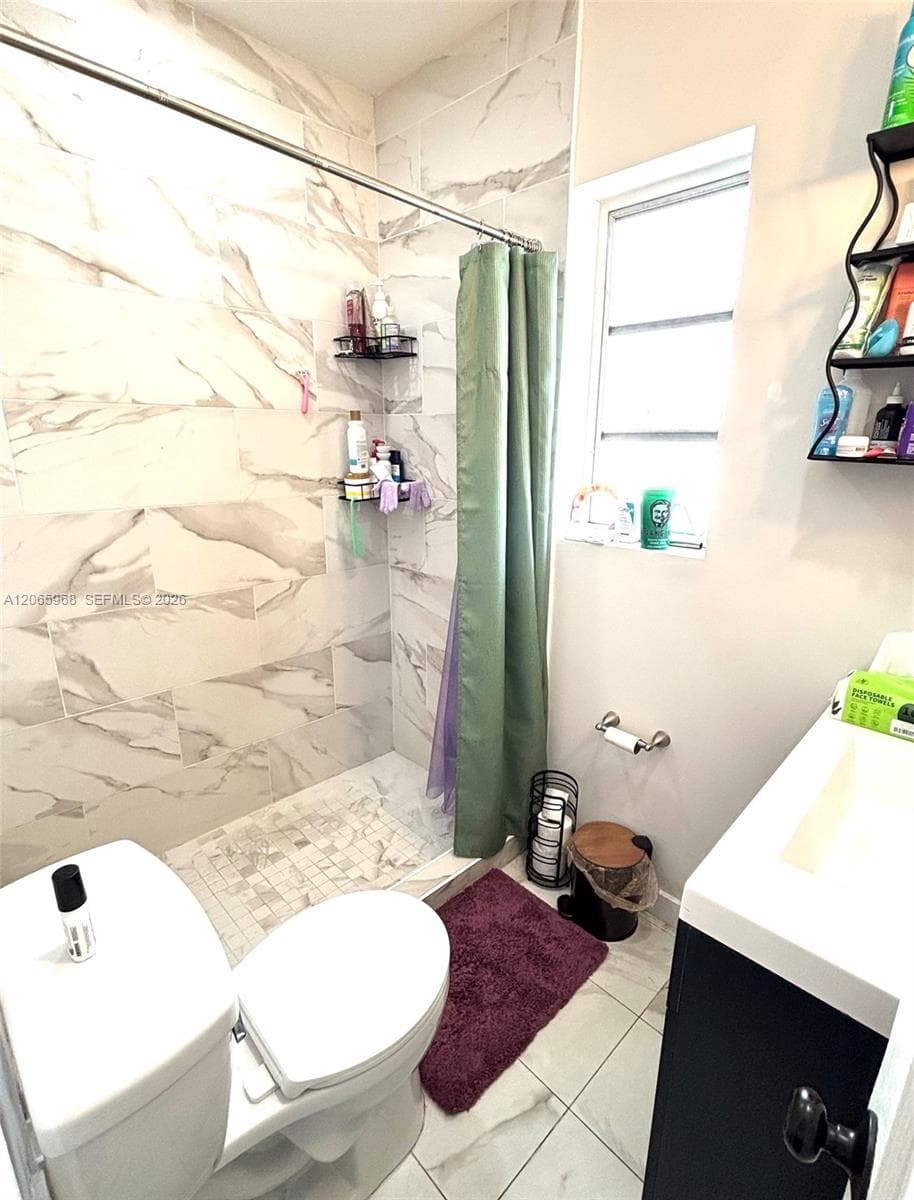 740 SW 7th St # 3, Miami FL 33130 photo 5