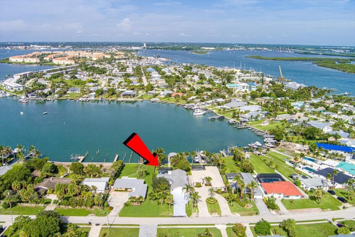 309 FERNANDINA Street, Hutchinson Island FL 34949 photo 2