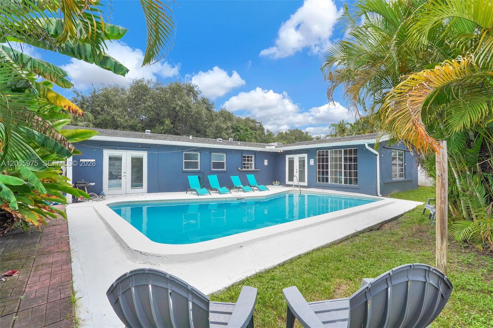 407 S 56th Ter, Hollywood FL 33023 photo 2