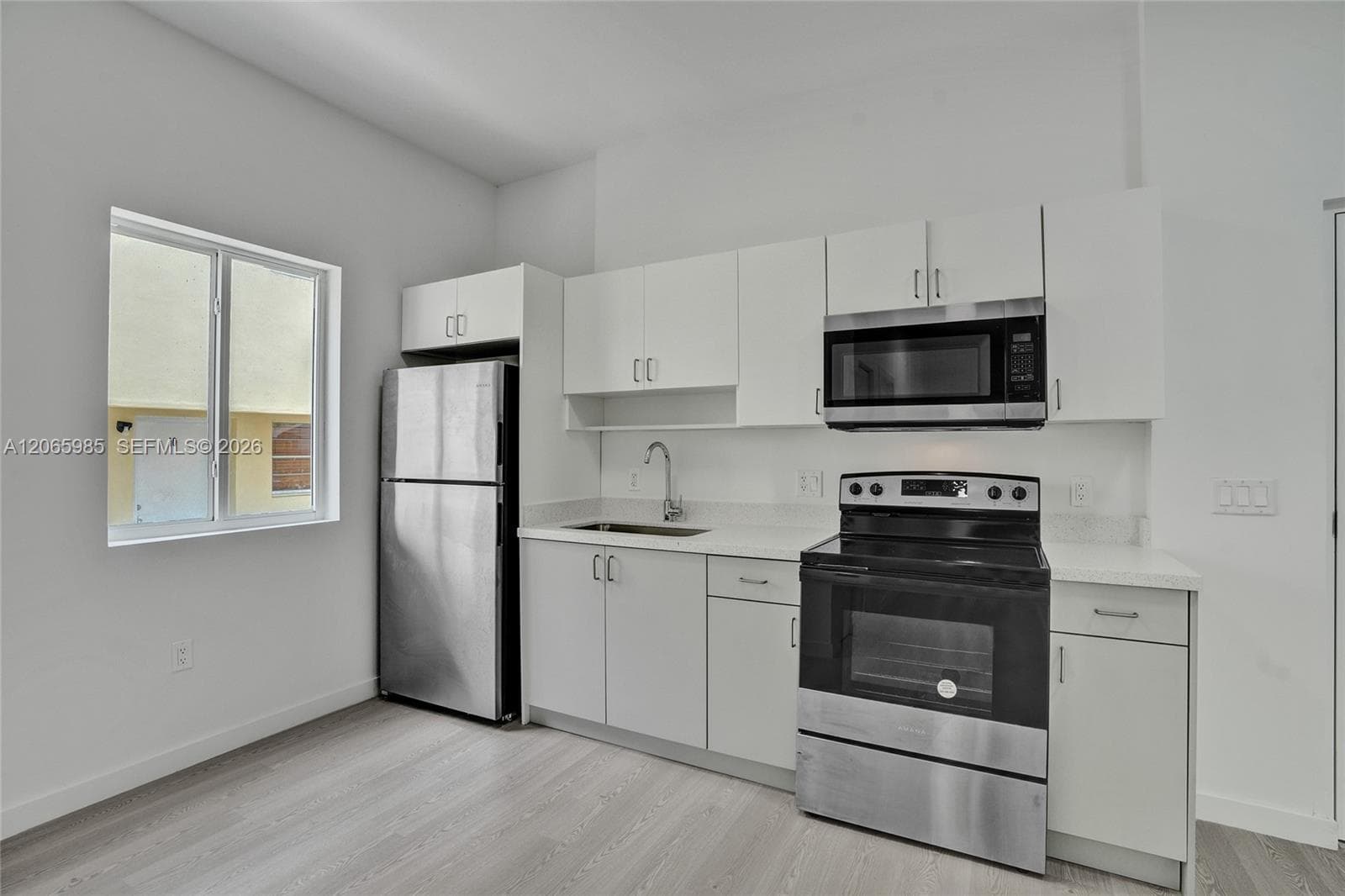 1567 NW 1st St # 14, Miami, FL 33125 photo 4
