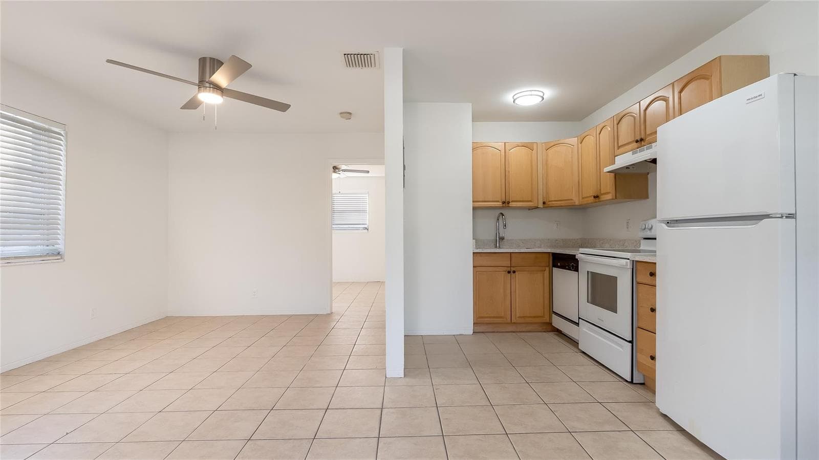 709 SE 15TH Street # 1, Fort Lauderdale FL 33316 photo 3
