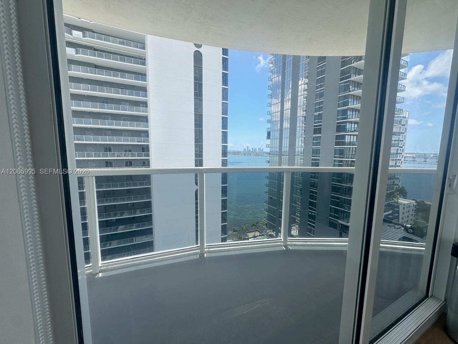 601 NE 23rd St # PH02, Miami, FL 33137 photo 4