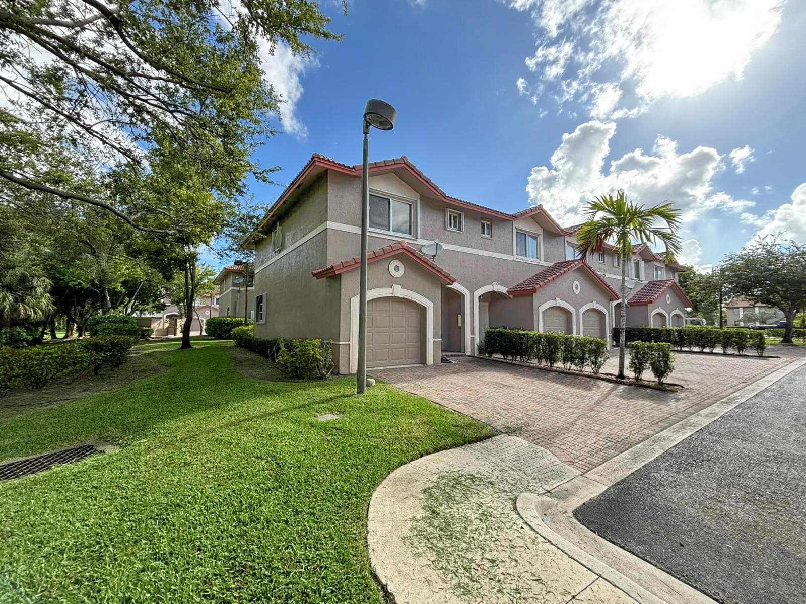 3118 CORAL RIDGE Drive # 3118, Coral Springs FL 33065 photo 2