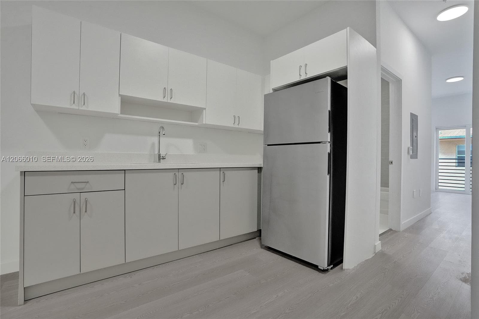 1567 NW 1st St # 10, Miami, FL 33125 photo 4