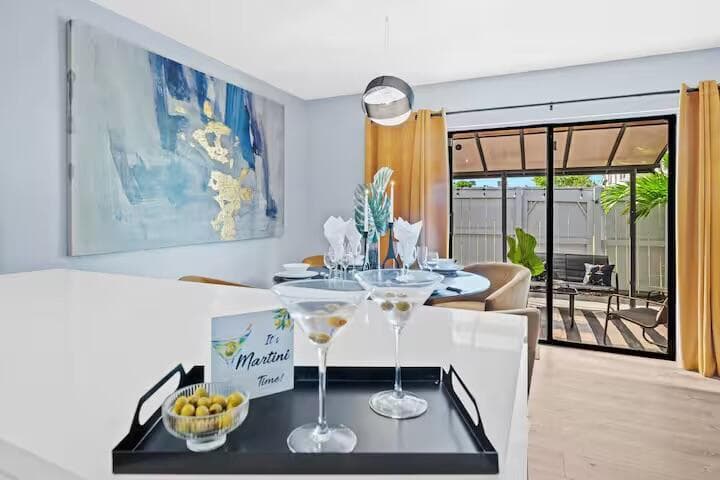 2015 NW 37th Terrace NW # 403, Lauderdale Lakes FL 33311 photo 2