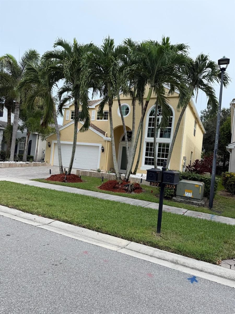 307 BERENGER Walk, Royal Palm Beach FL 33414 photo 2