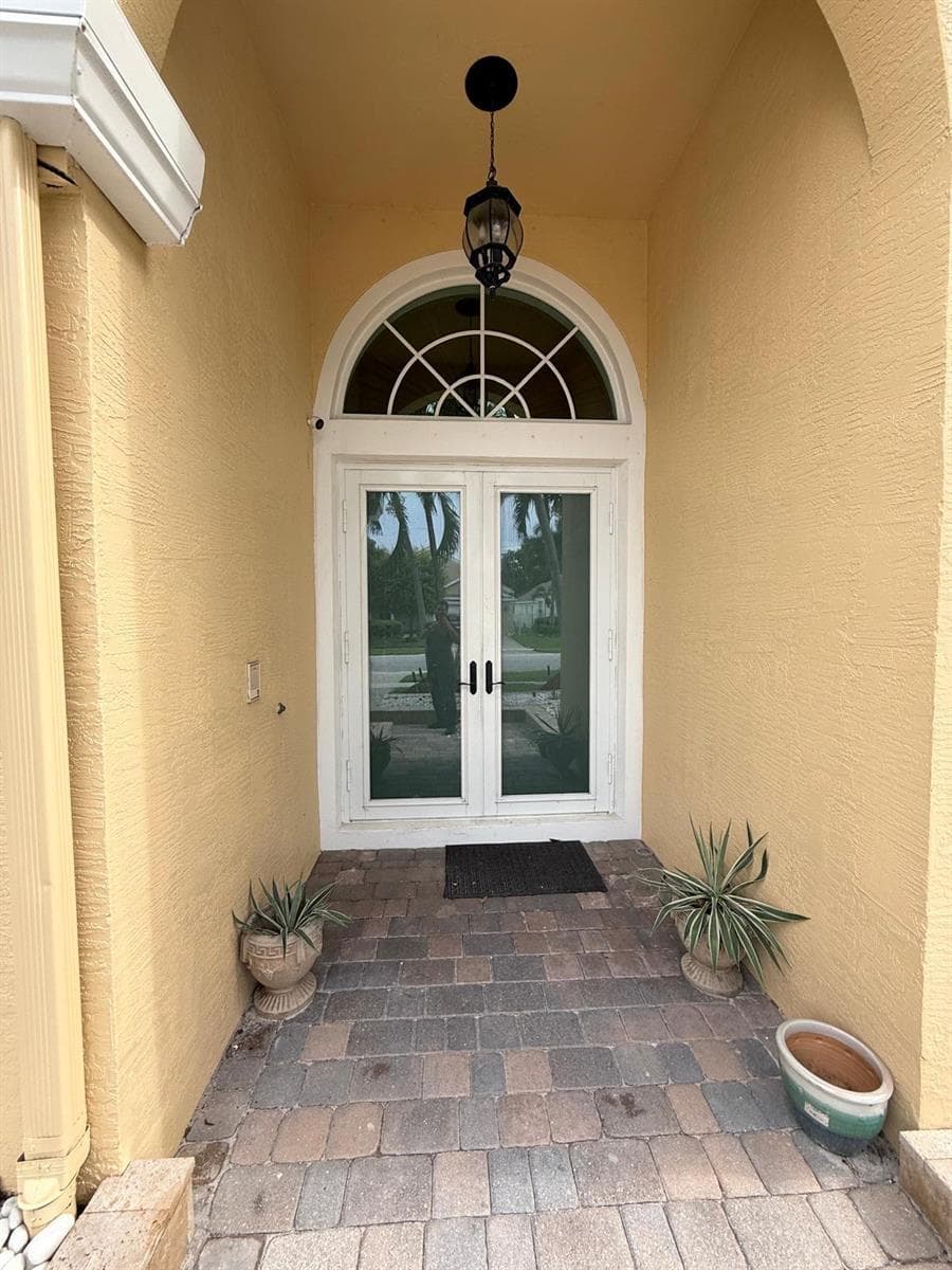 307 BERENGER Walk, Royal Palm Beach FL 33414 photo 3