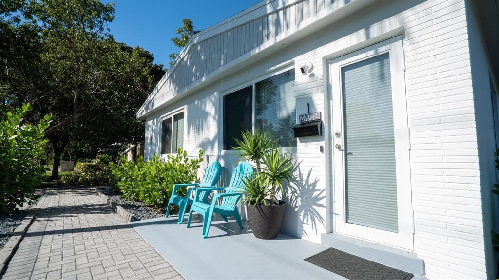 1905 NE 2nd Street # 1, Pompano Beach, FL 33060