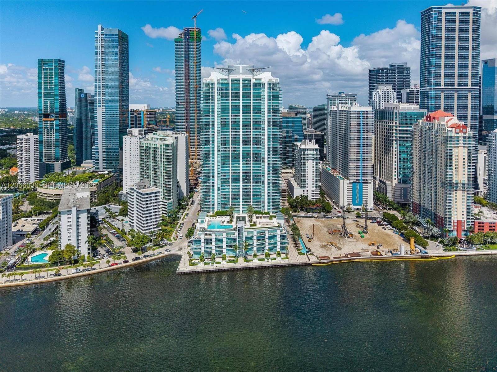1331 Brickell Bay Dr # 4107, Miami FL 33131 photo 2