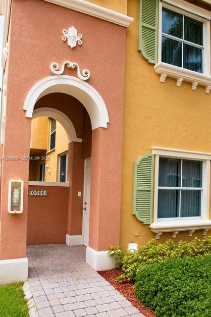 10666 SW 7th St # 2106, Pembroke Pines FL 33025 photo 2