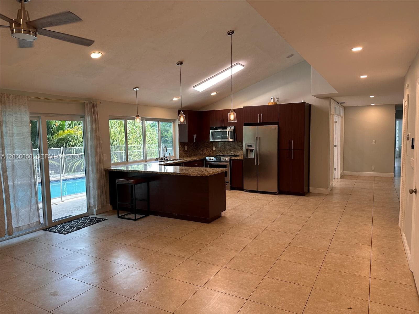 11907 Jennifer Way, Cooper City FL 33026 photo 5