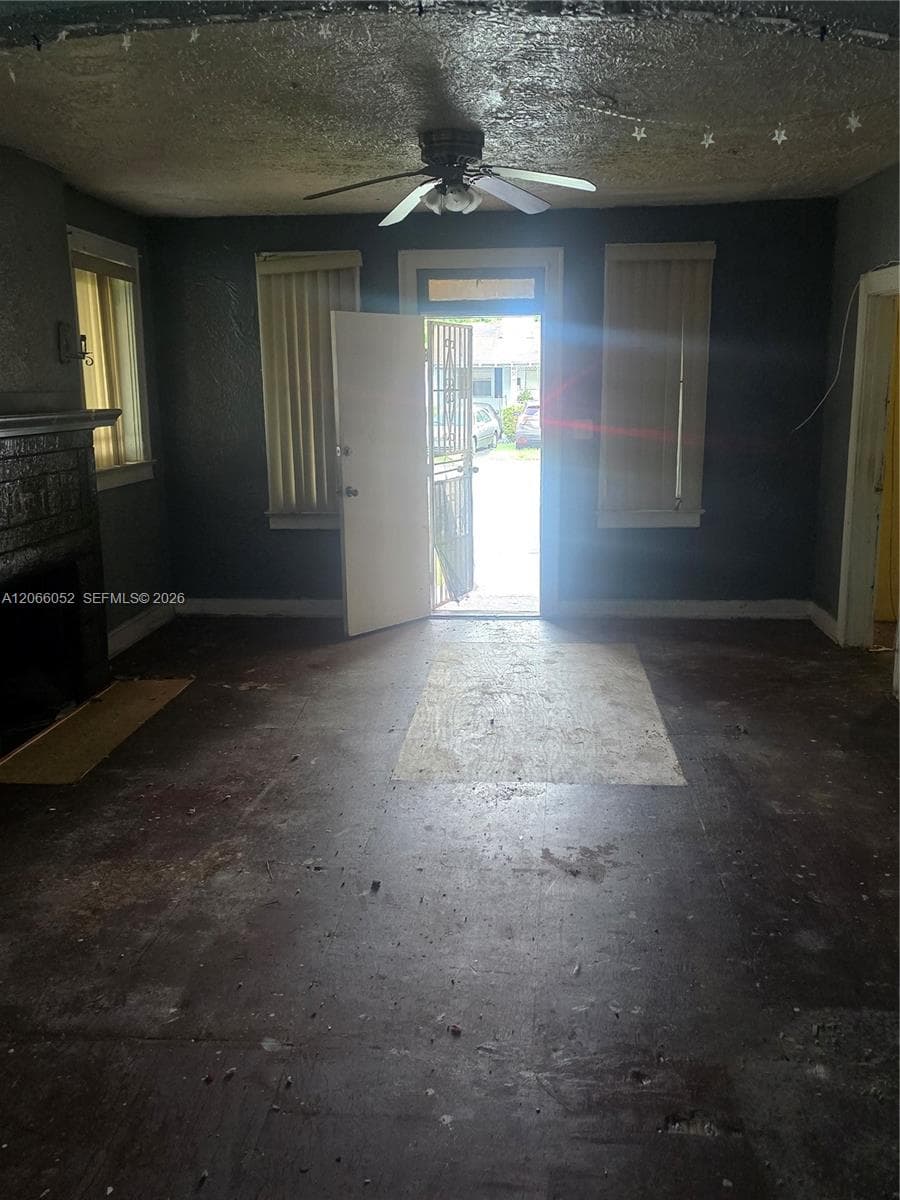 1368 NW 56th St, Miami FL 33142 photo 3