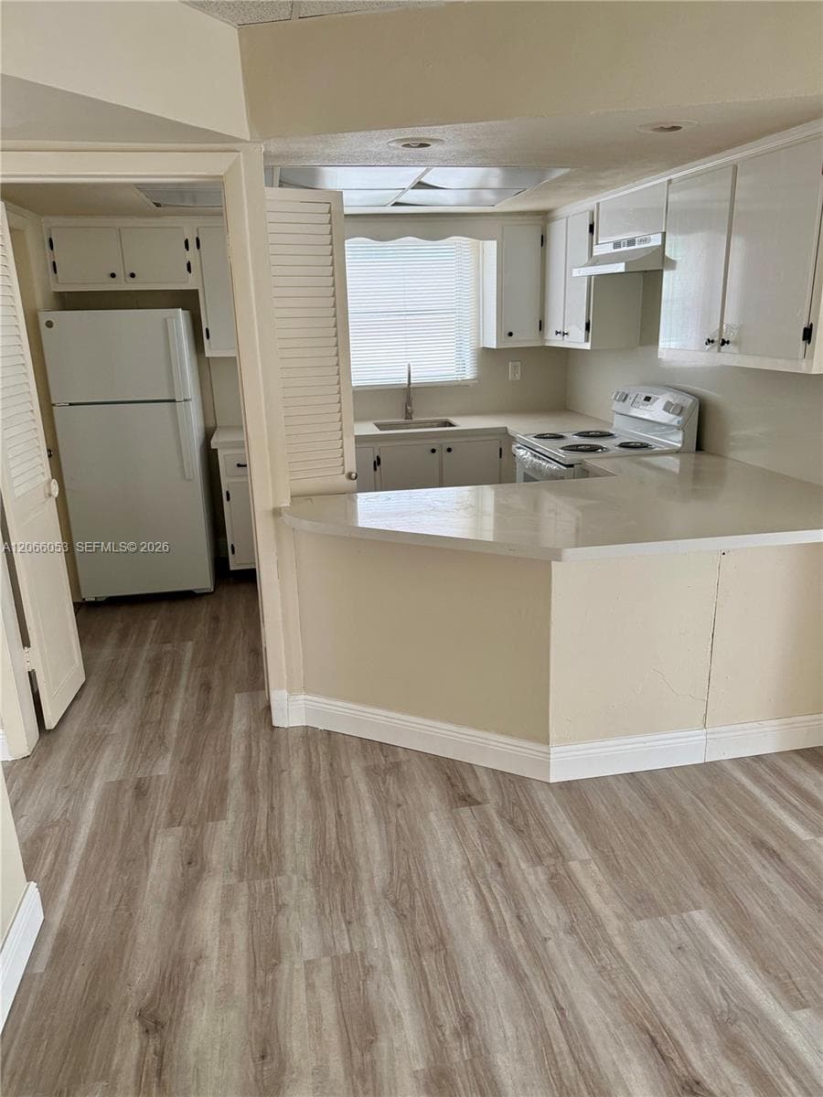 9390 E Bay Harbor Dr # 10, Bay Harbor Islands FL 33154 photo 5
