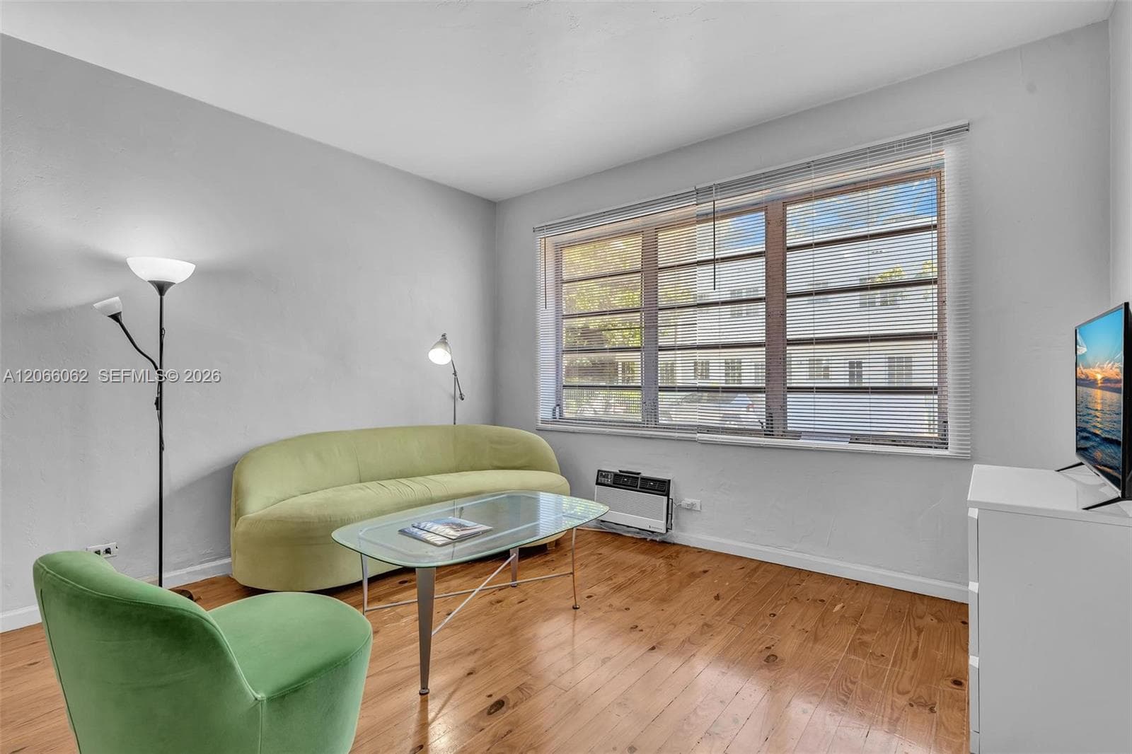 736 12th St # 5, Miami Beach FL 33139 photo 3