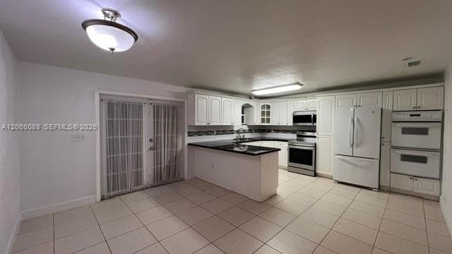 4722 NW 192nd Ter, Miami Gardens FL 33055 photo 2
