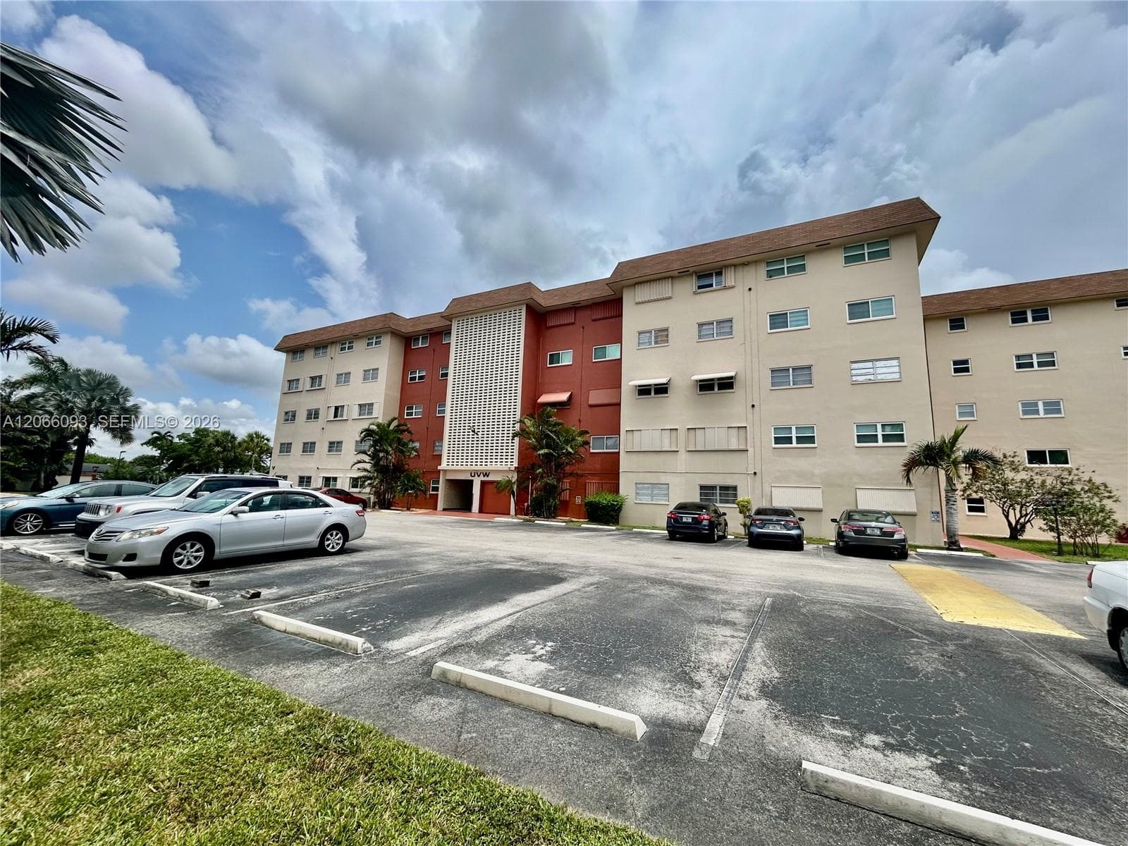 5300 Washington St # U503, Hollywood FL 33021 photo 2