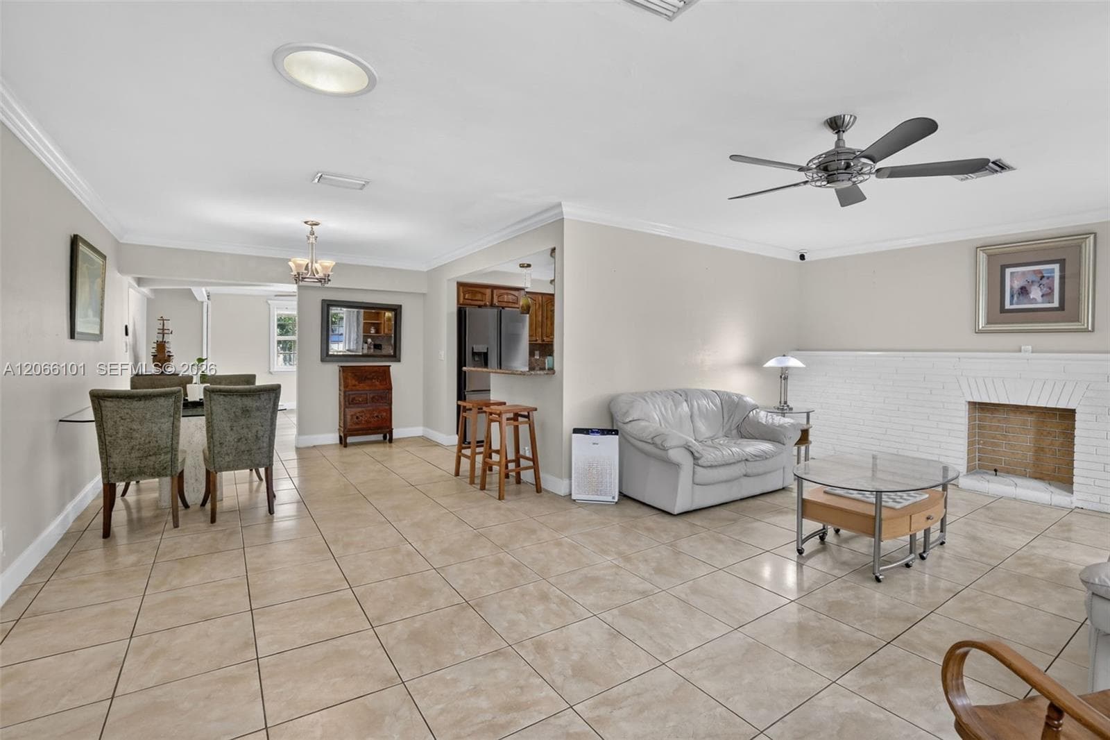 801 Ixora Ln, Plantation FL 33317 photo 5