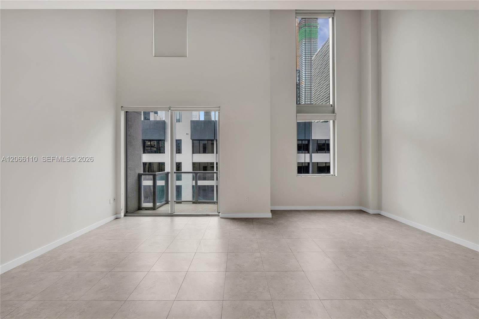 1060 Brickell Ave # 815, Miami FL 33131 photo 2