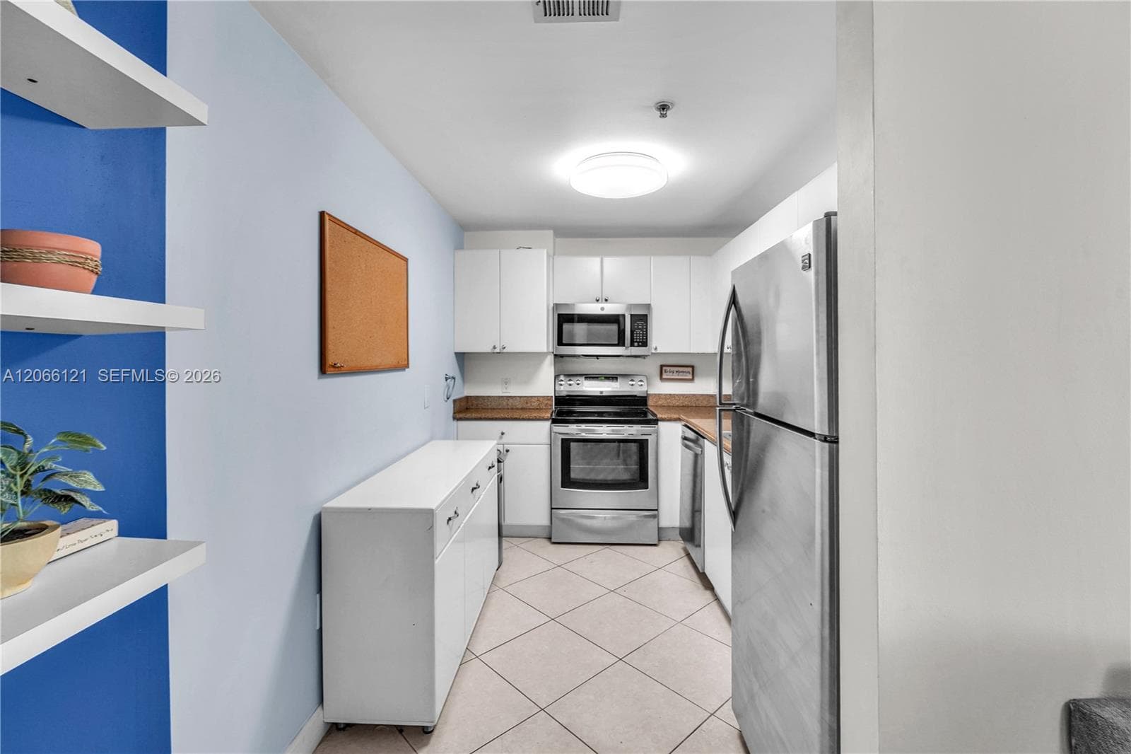 2280 SW 32nd Ave # 403, Miami, FL 33145 photo 4