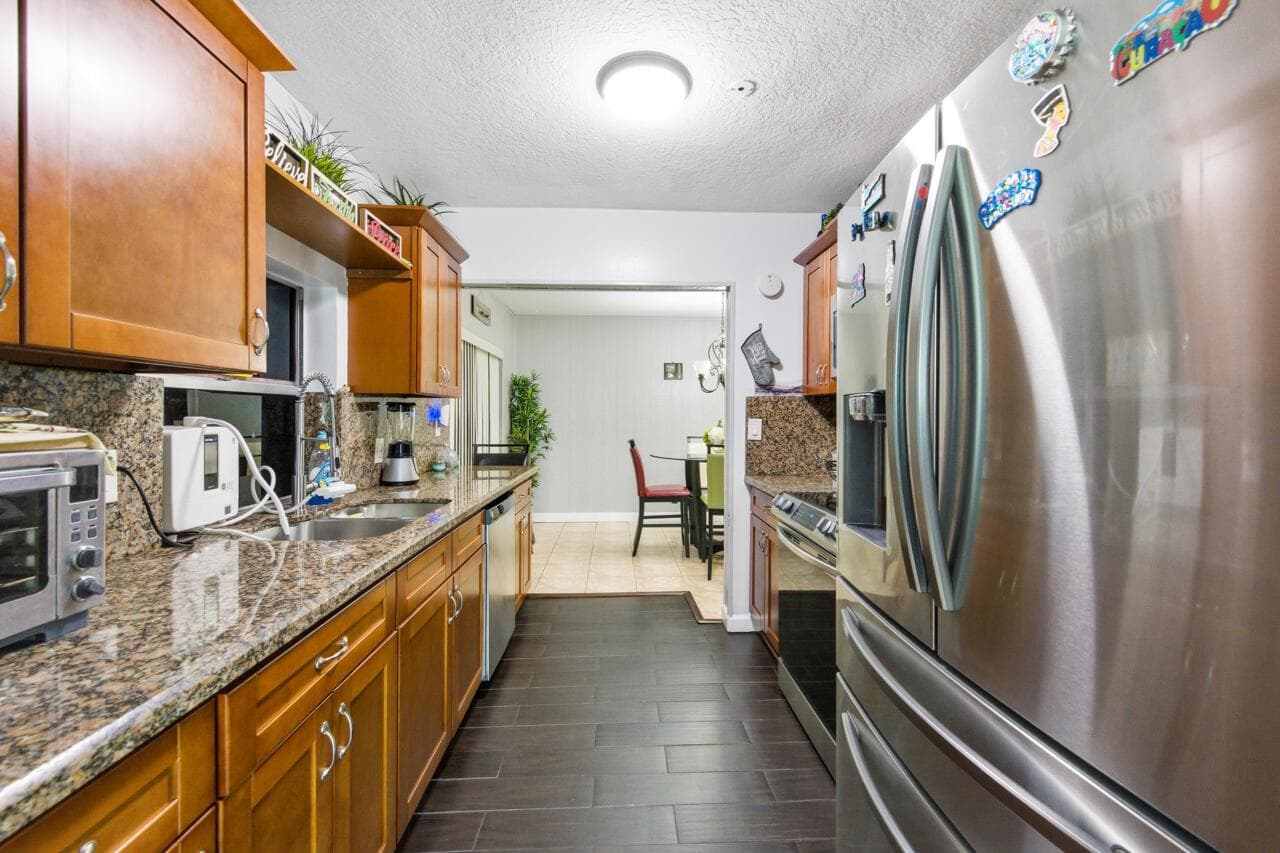 7809 NW 40TH Street, Coral Springs FL 33065 photo 5