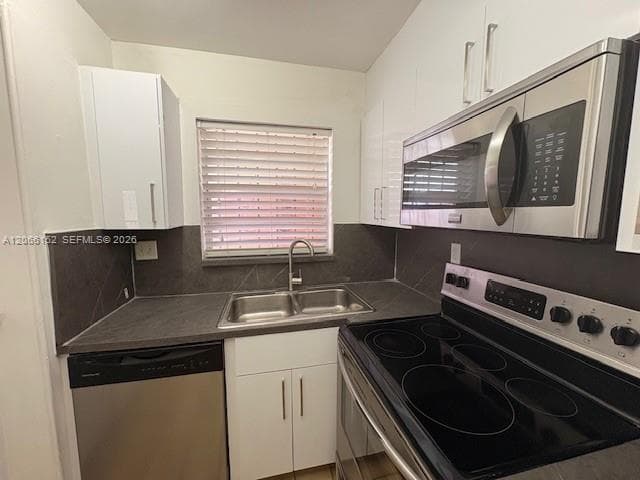 8893 Fontainebleau Blvd # 304, Miami, FL 33172 photo 4