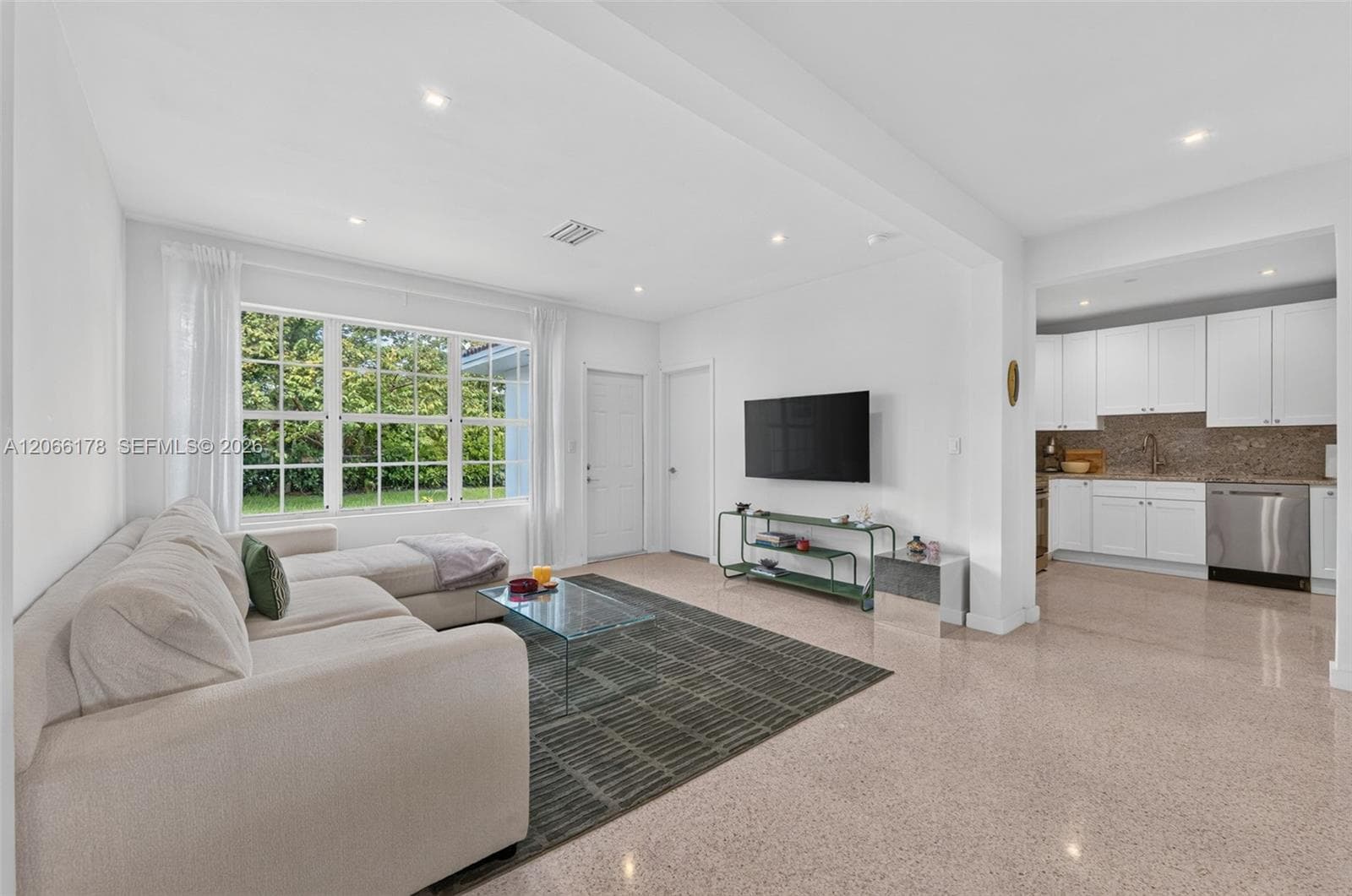 7516 Mutiny Ave, North Bay Village FL 33141 photo 2