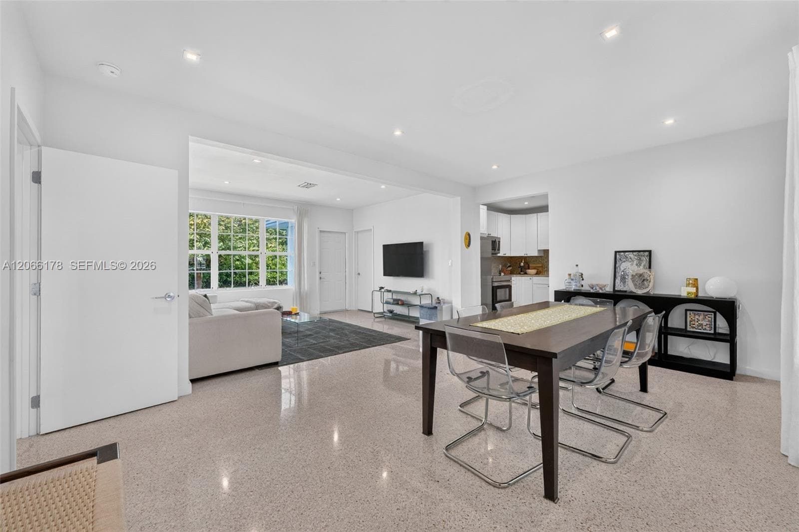 7516 Mutiny Ave, North Bay Village FL 33141 photo 4