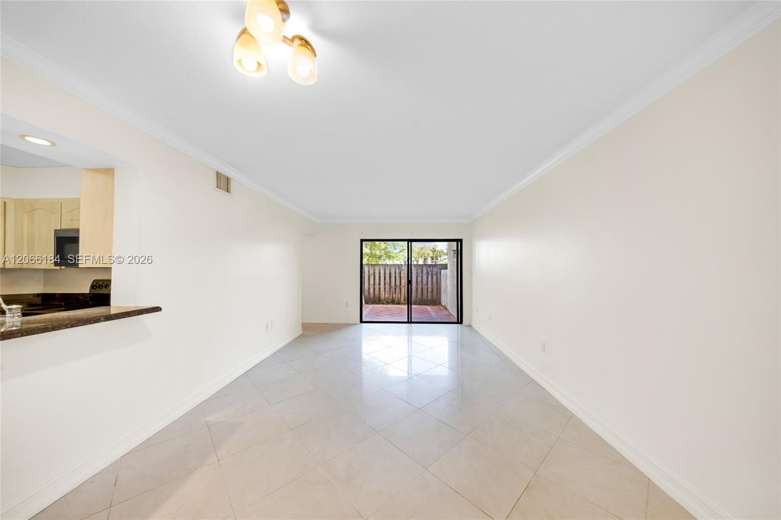9405 Fontainebleau Blvd # 112, Miami FL 33172 photo 4