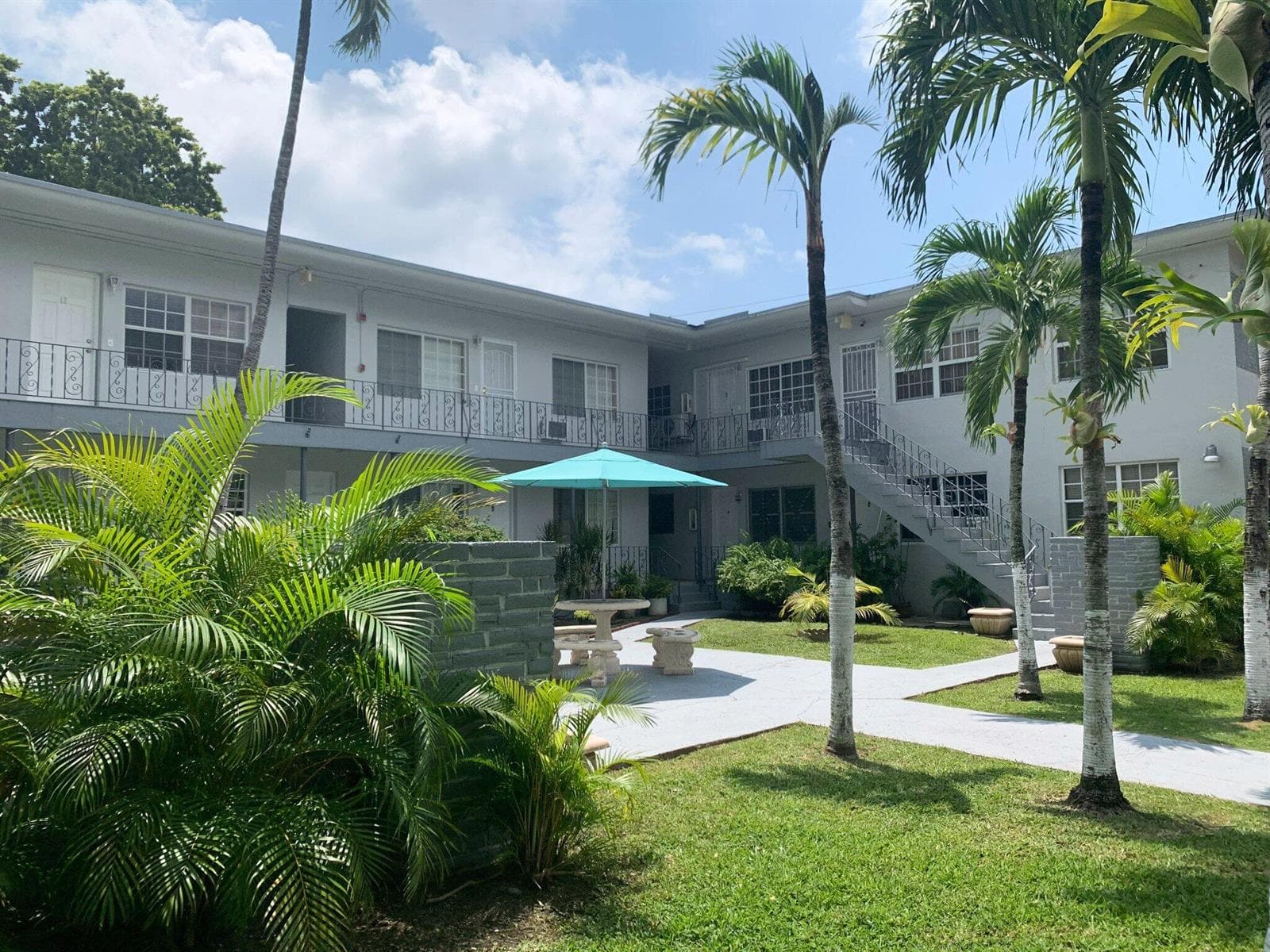 555 SW 16TH Avenue # 15, Miami, FL 33135