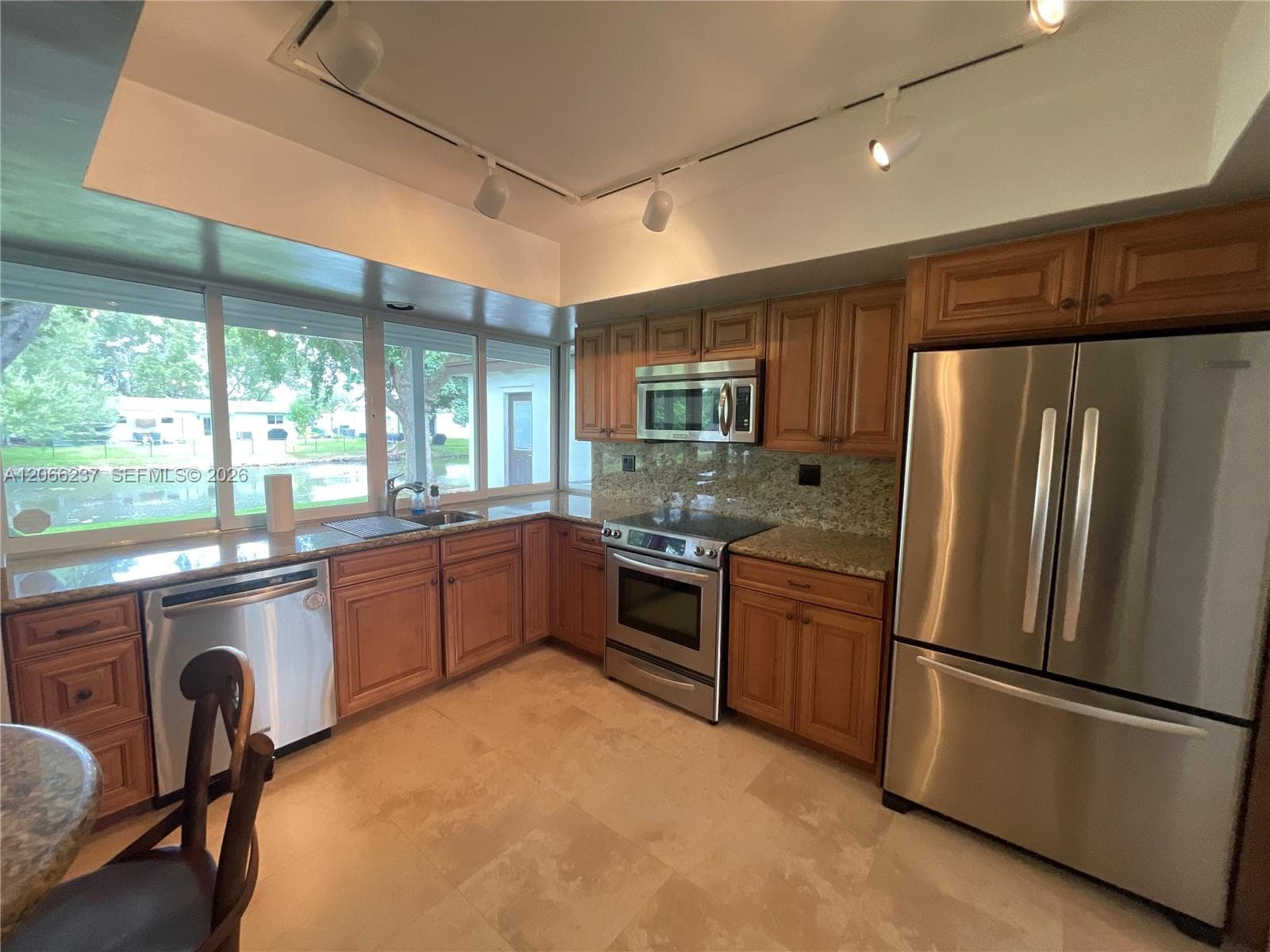 9301 SW 54th St, Cooper City FL 33328 photo 2