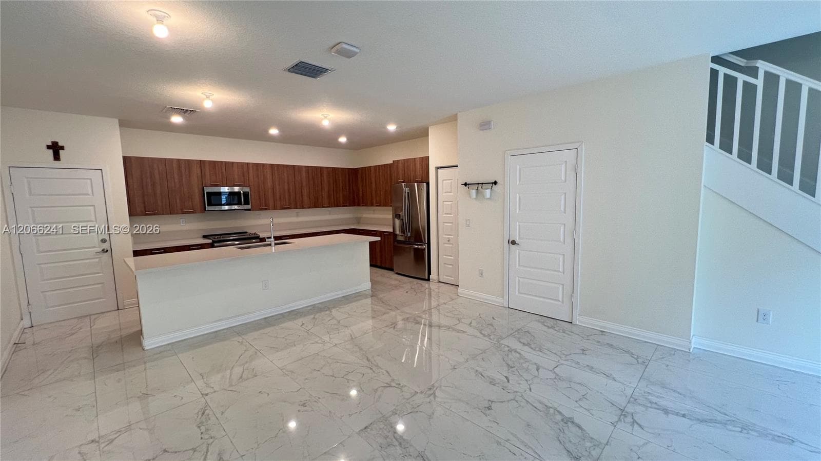 4738 NW 83rd Path # 4738, Doral FL 33166 photo 3