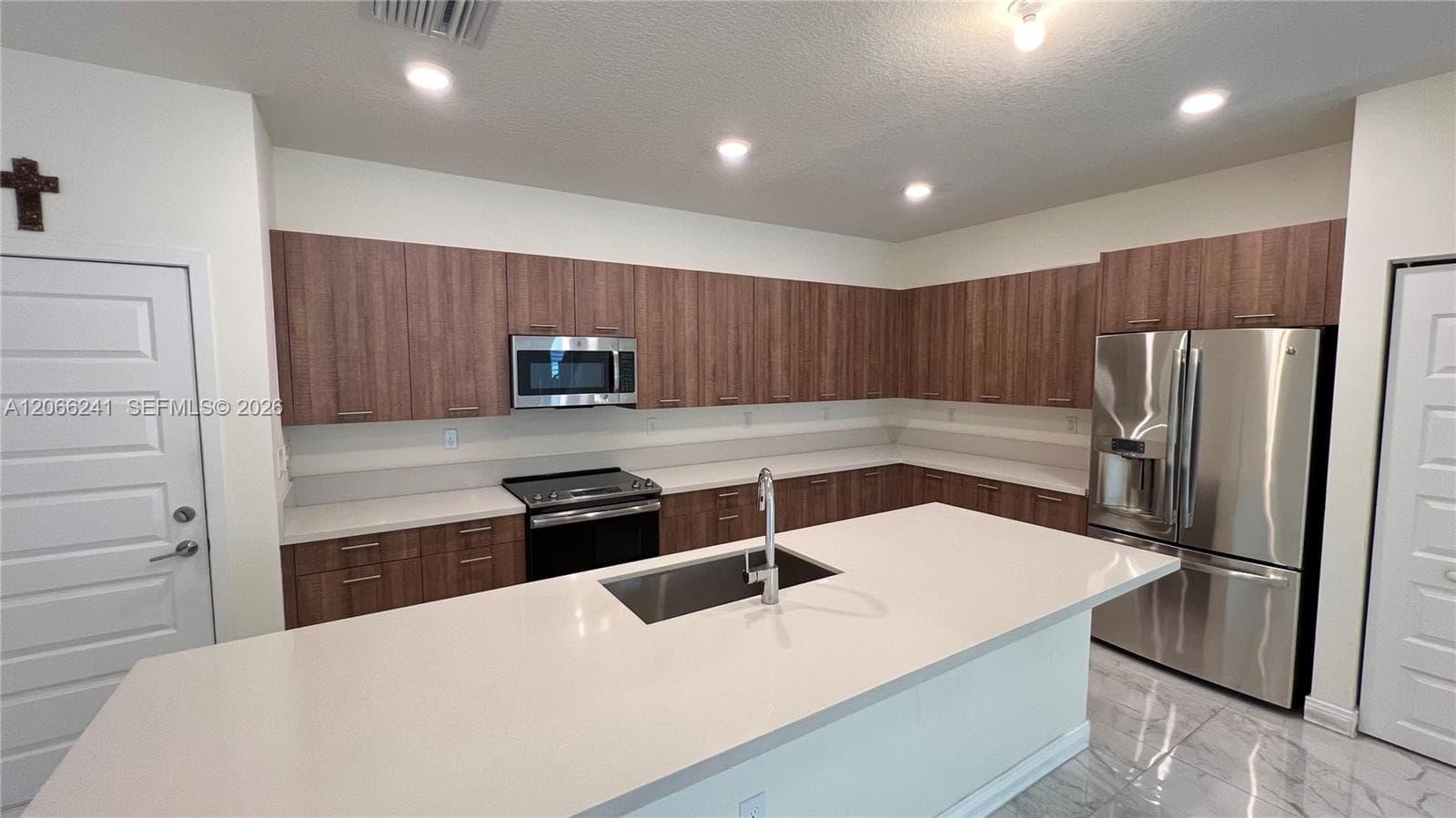 4738 NW 83rd Path # 4738, Doral FL 33166 photo 4