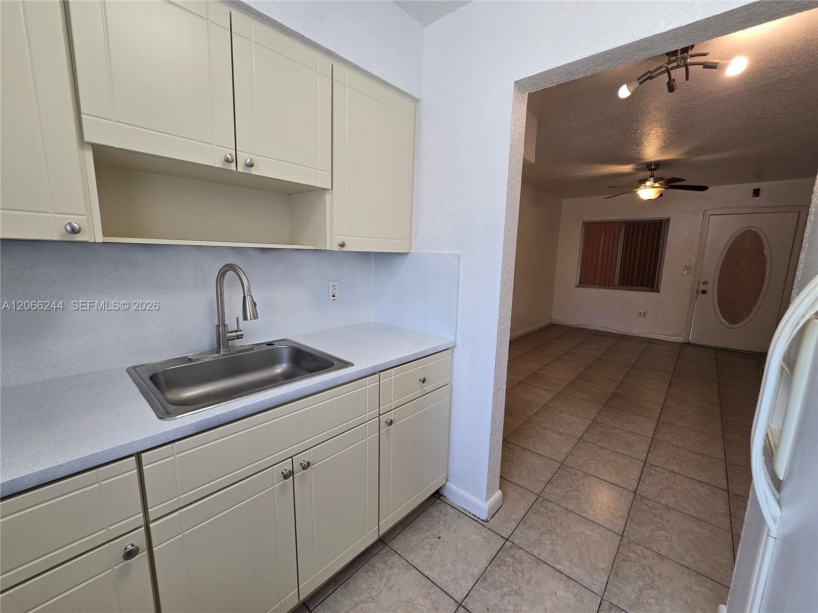 2330 NW 11th St # 15, Miami, FL 33125 photo 5