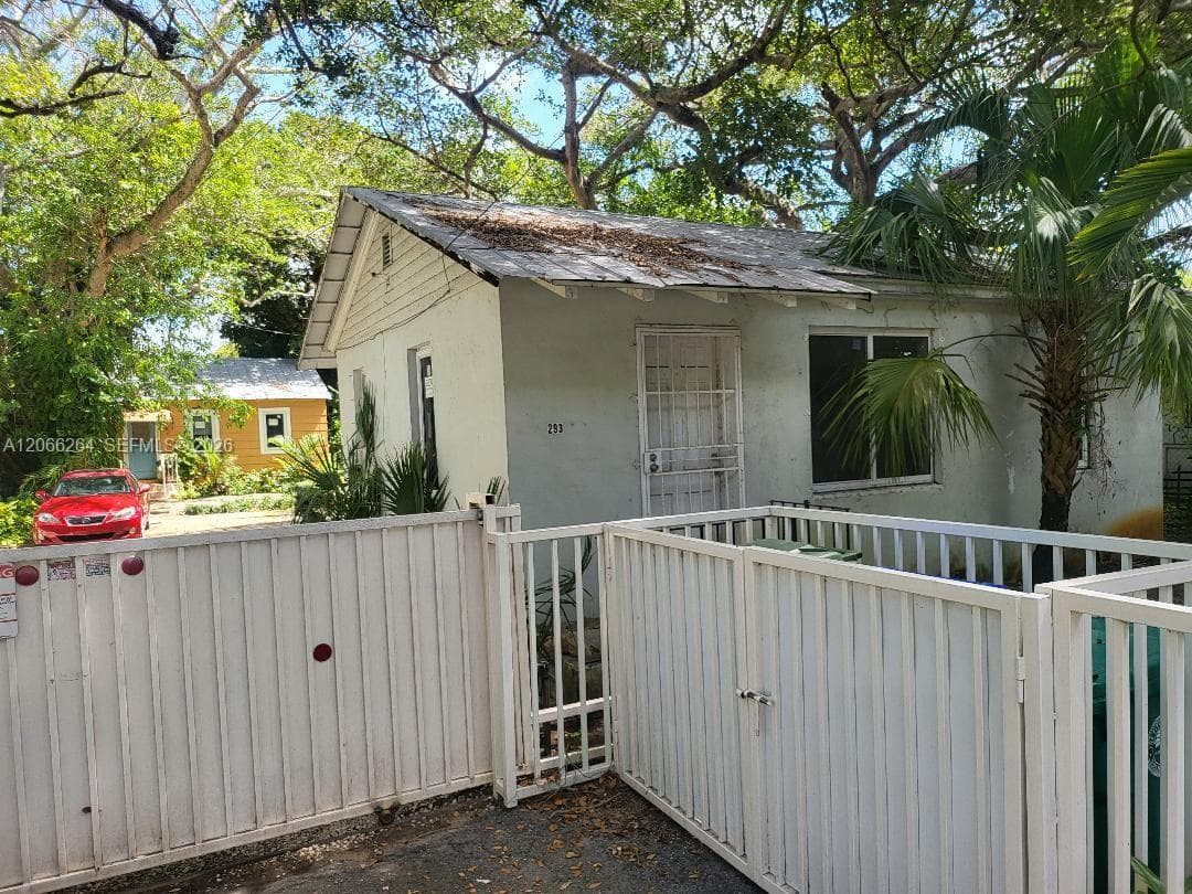 293 NE 80th Ter, Miami, FL 33138 photo 5
