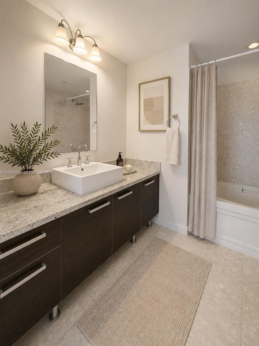 185 SW 7th St # 3105, Miami FL 33130 photo 4