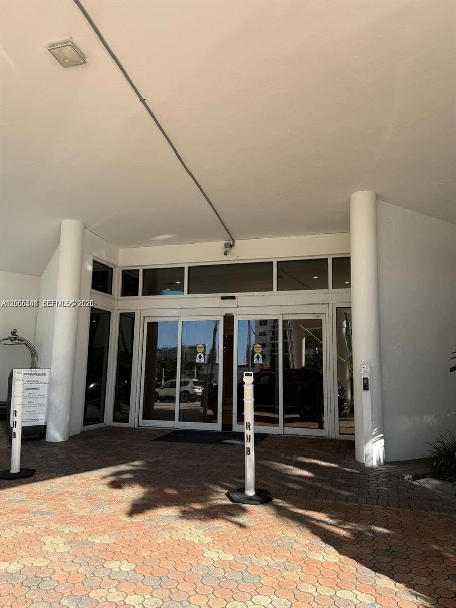 3001 S Ocean Dr # 107, Hollywood FL 33019 photo 2