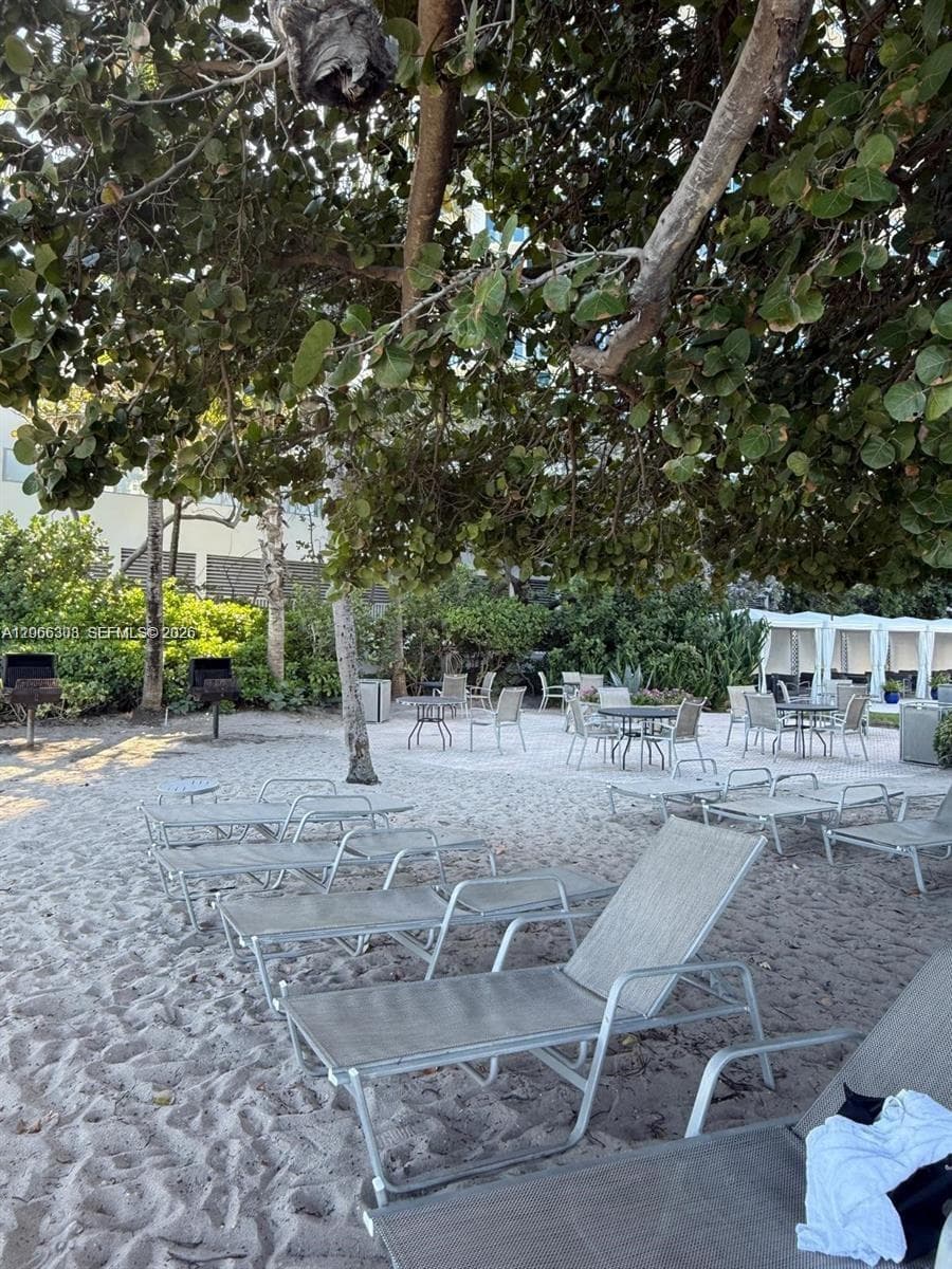 3001 S Ocean Dr # 107, Hollywood FL 33019
